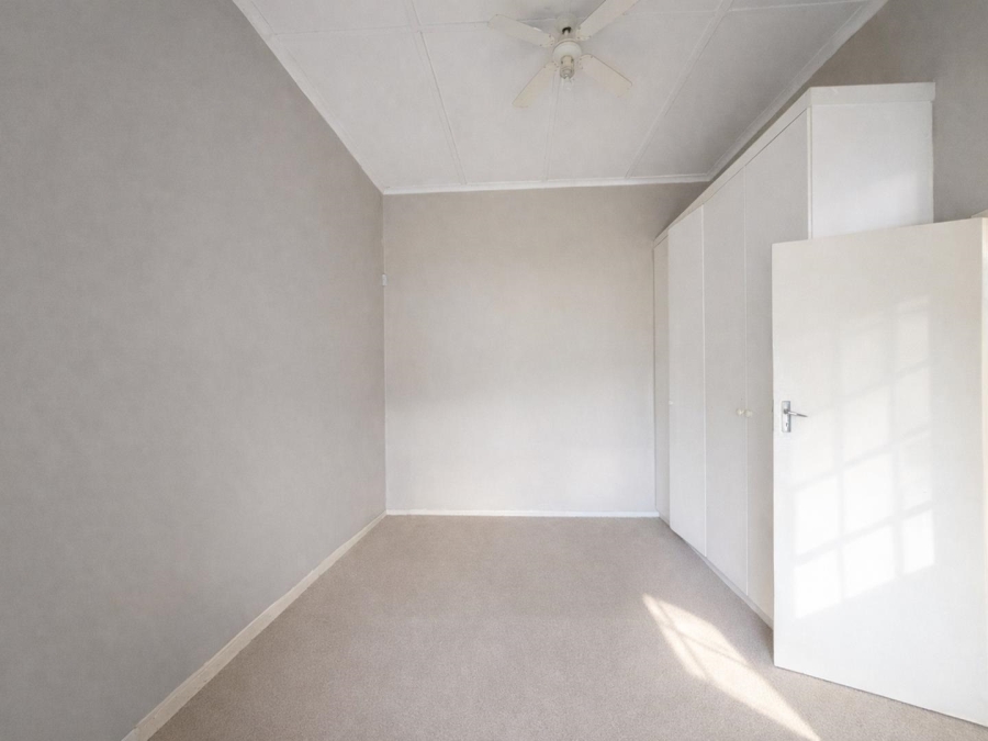 5 Bedroom Property for Sale in Ladybrand Free State